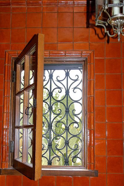 Hoa sắt bảo vệ mẫu hoa văn uốn lượn 2