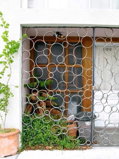 Khung bảo vệ ô tròn đẹp mắt