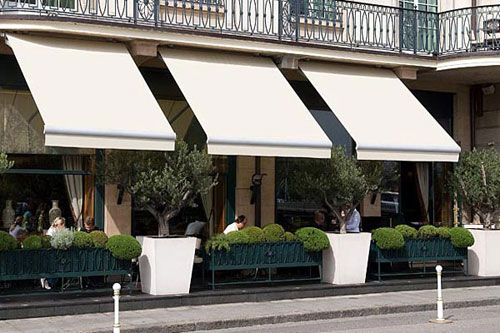 Mái hiên di dộng cho quán cà phê