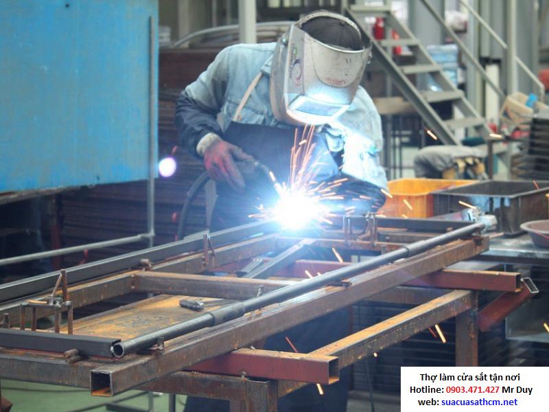 sửa cửa sắt sửa cửa sắt