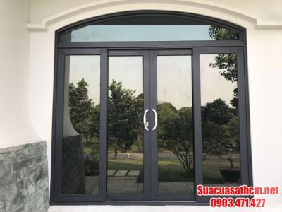 so sánh cửa nhựa lõi thép và cửa sắt
