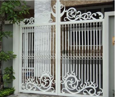 Cửa cổng sắt 2 cánh đẹp 2