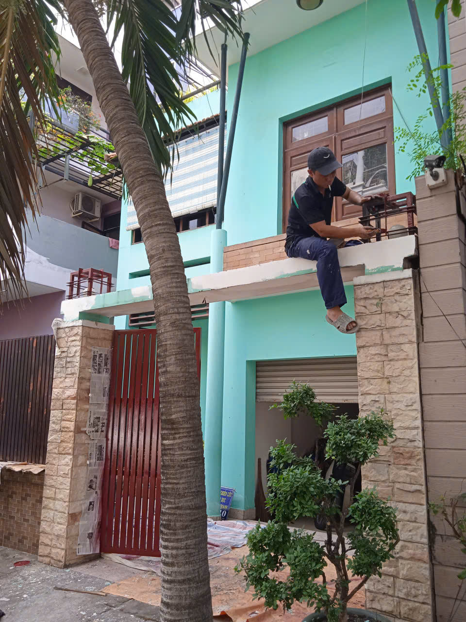 Sửa Cửa Sắt Tại Nhà Uy Tín – Nhanh Chóng, Giá Hợp Lý