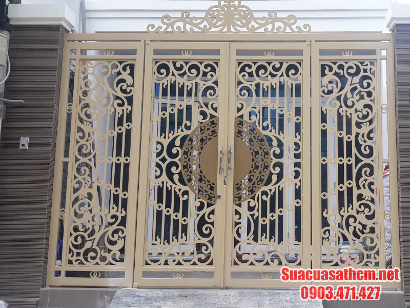Giới thiệu về cổng sắt 4 cánh đẹp hiện nay