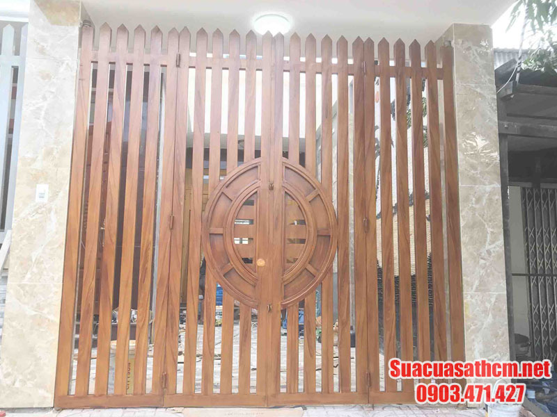 cua go co gia bao nhieu